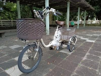 パナソニック 電動アシスト三輪自転車 ノーパンクタイヤ