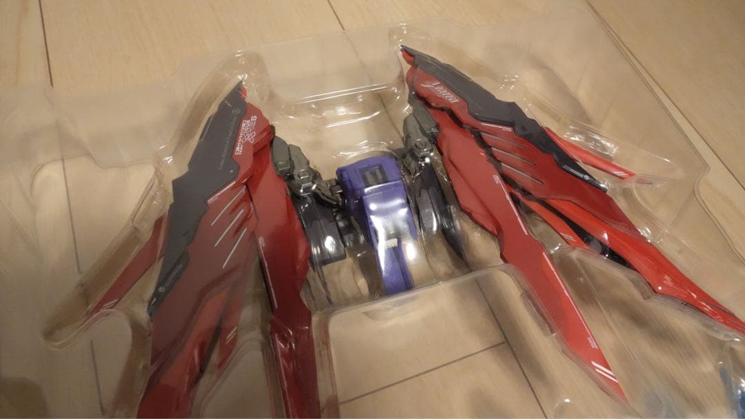 L BUILD メタルビルド デスティニーガンダム　ソウルレッド