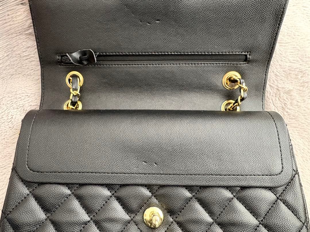 CHANEL ノベルティ マトラッセ キャビアスキン