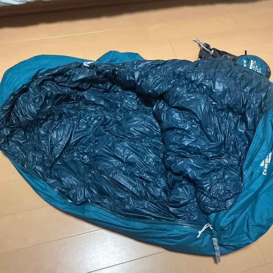 モンベル　ドライシームレスダウンハガー９００　＃３　長期収納袋付き