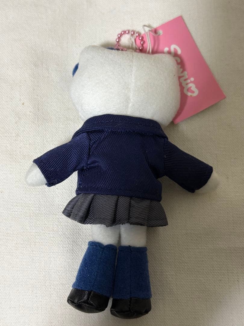 公*o様 【激レア！！！】ハローキティ 女子校生制服スタイル 私服スタイル