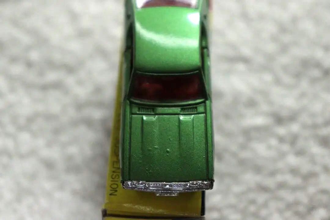 ニッサン　スカイライン　2000GT-X トミカ　黒箱　日本製　NO.82