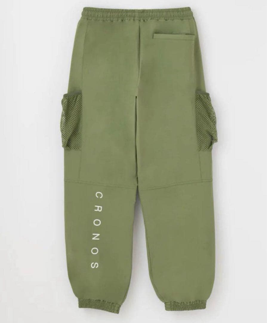 クロノス　CRONOS 中綿ベスト　アウタージャケット　カーゴパンツ　メンズ