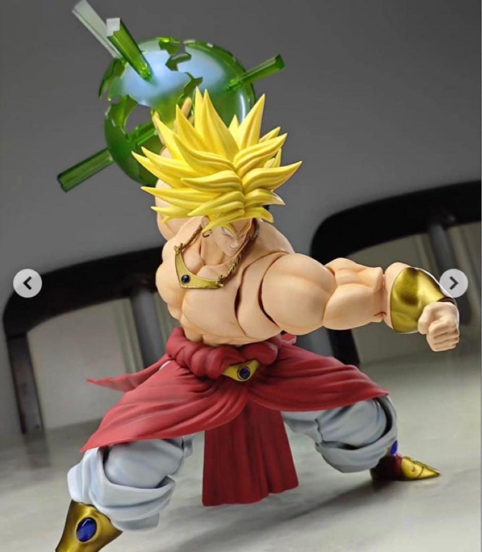 【新品未使用】ドラゴンボール　フィギュア　ブロリー