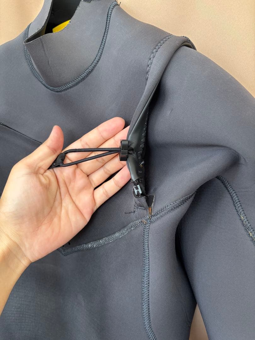 【状態良】RIP CURLウェットスーツ ジャーフル MS フロントジップ4/3