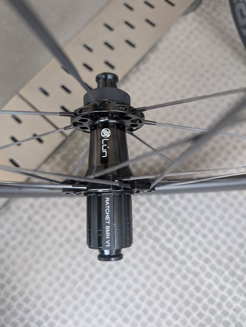 【ほぼ新品】LUN HYPER 3 D45 シマノフリー TLR