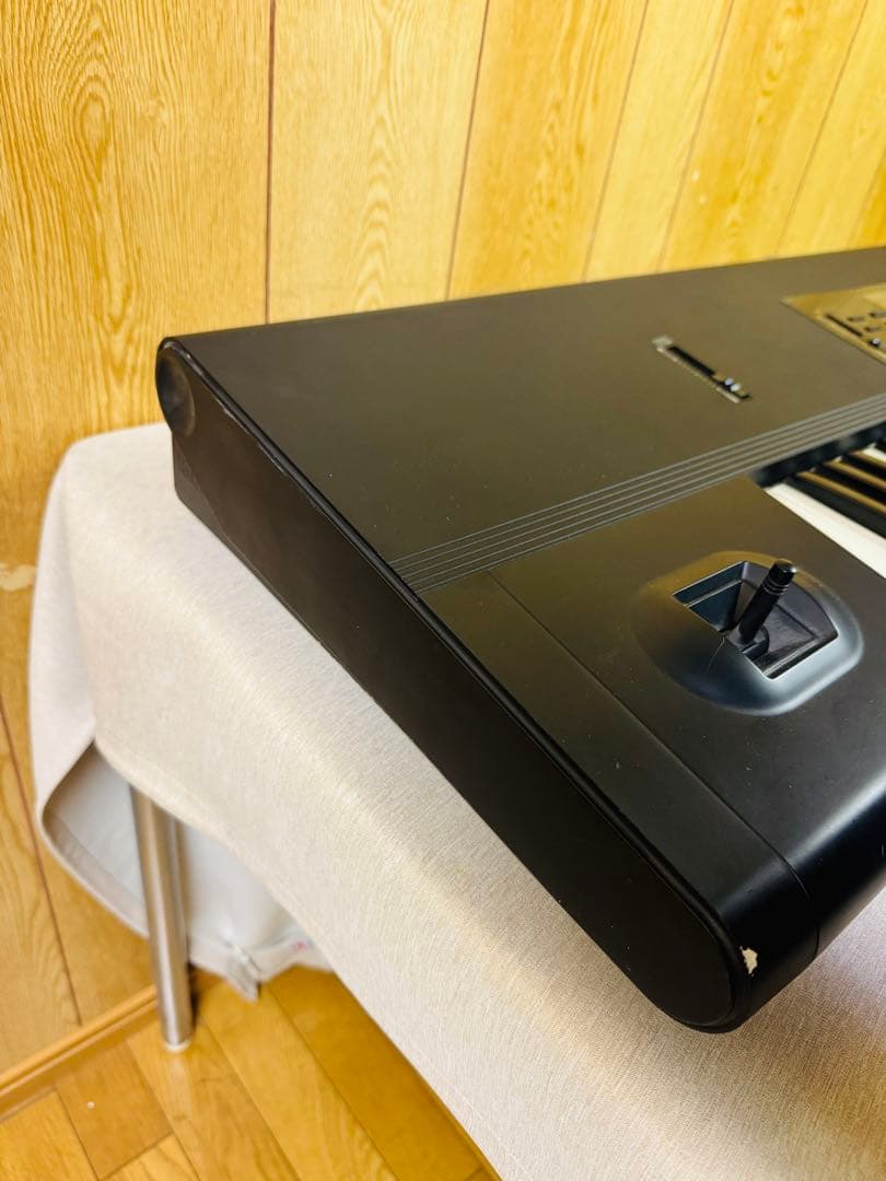 KORG T2 ミュージックワークステーション シンセサイザー コルグ