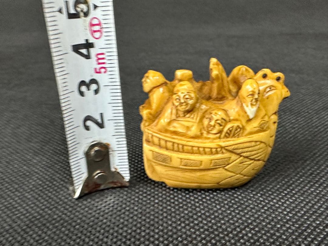 根付　宝船　七福神　アンティーク　歌舞伎　面変能人形根付　　象牙調　彫刻