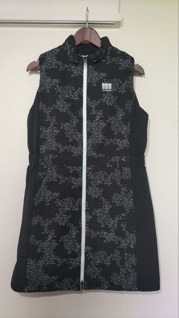 秋冬　2way 着用1回　マンシングウェア　ゴルフリバーシブル中綿ワンピース　L