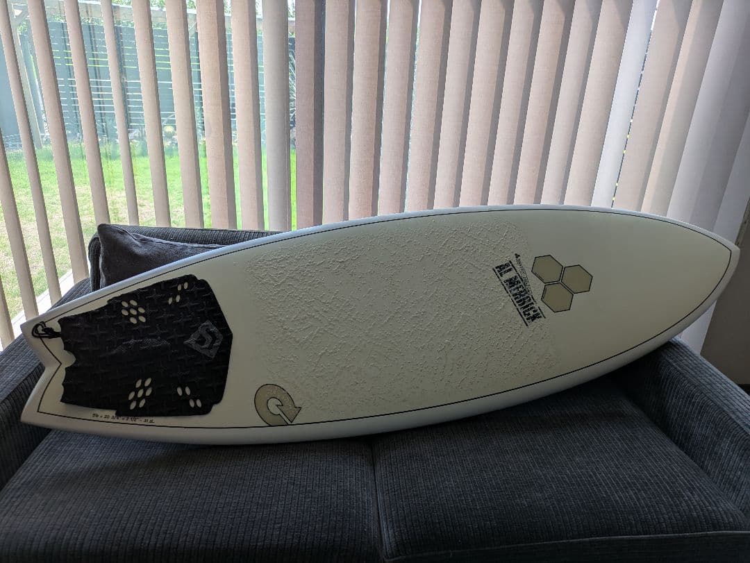 アルメリック ポッドモッド 5'6 　サーフボード 　フィン、リーシュ、ケース付