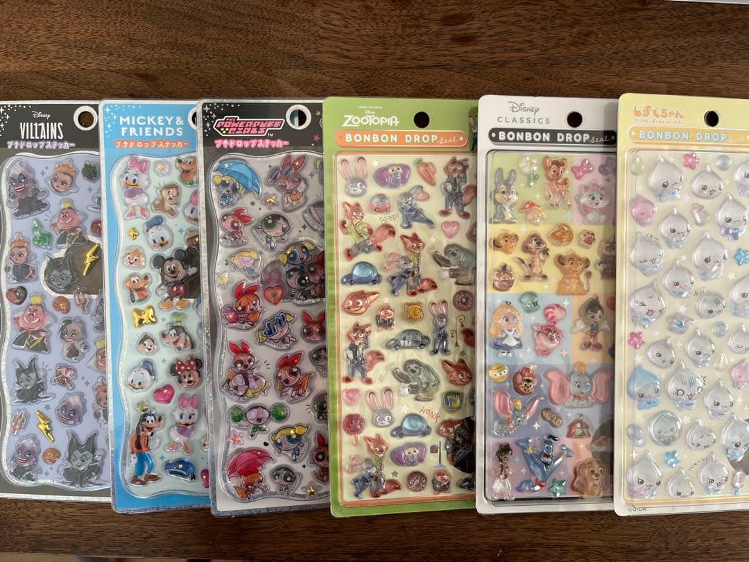 シールセット　140枚ほどあります。画像１1枚あります