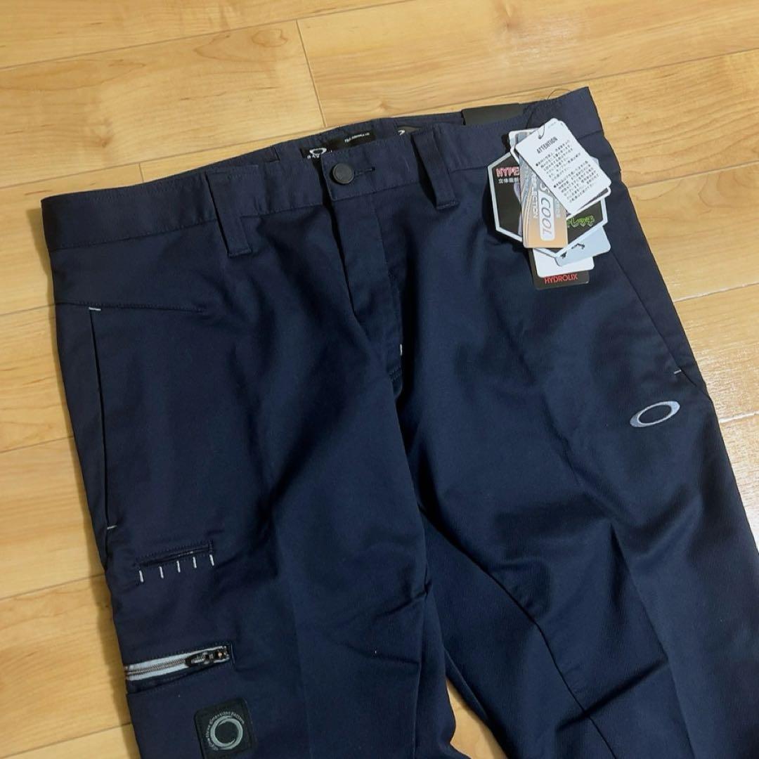 新品タグ付き　オークリー メンズ スカル刺繍3Dテーパードパンツ　W92