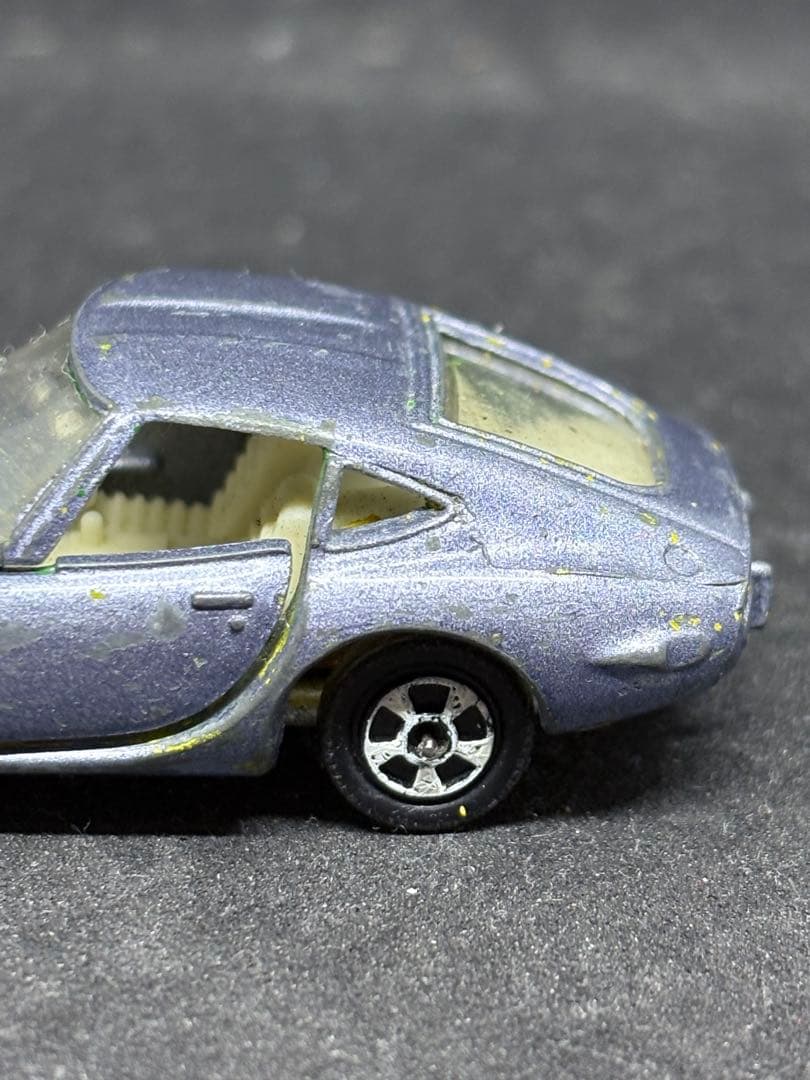 トミカ 日本製 No.05 トヨタ 2000GT 1Aホイール