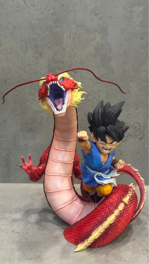 ドラゴンボール孫悟空 シェンロン アクションフィギュア