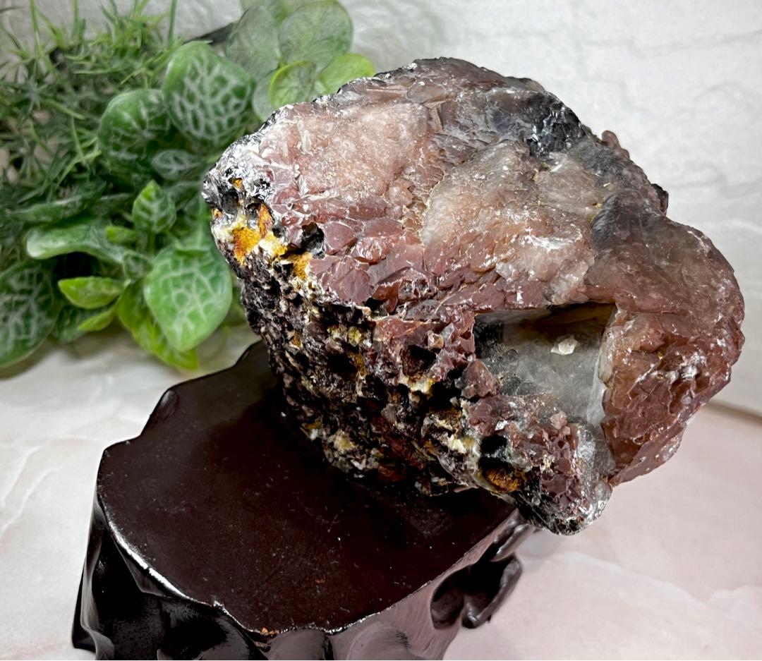 【最強の守護石】観音水晶　モリオン　黒水晶　ラフストーン　台座付き