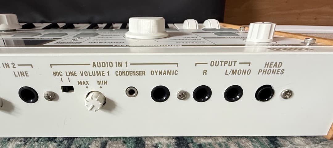 KORG microKORG S スピーカー付シンセサイザー　希少　純正バッグ