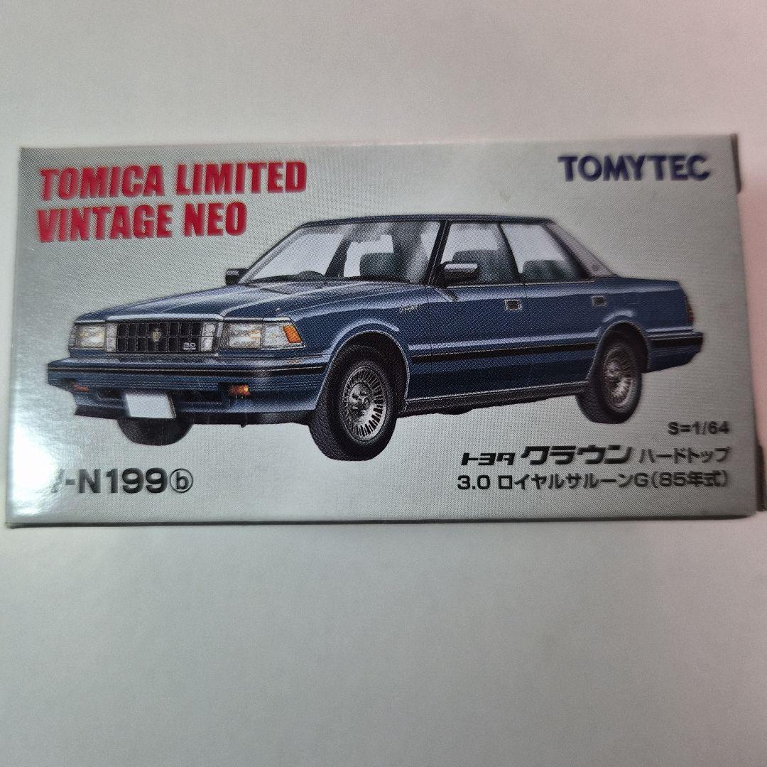 トミカリミテッドヴィンテージネオ トヨタ クラウン 3.0ロイヤルサルーンG