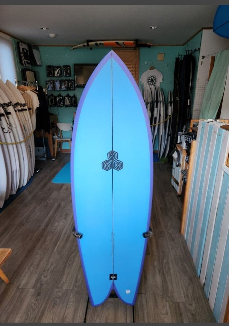 ＜新品・送込＞アルメリック 5.5 Feb's Fish 青スプレー A2604