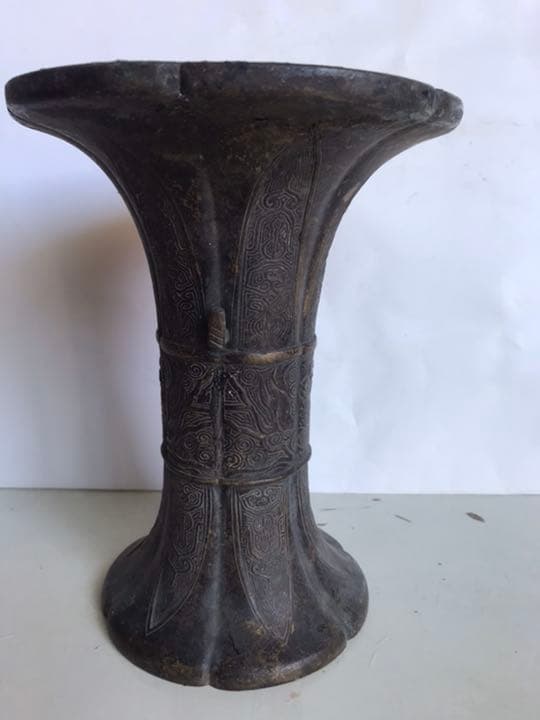 中国古董，青銅器の尊，古銅製，古代の紋，極細工，重778克。