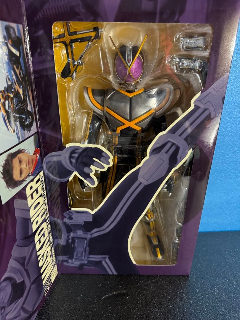 新品未開封　RAH No.509 DX 仮面ライダーカイザ フィギュア　555