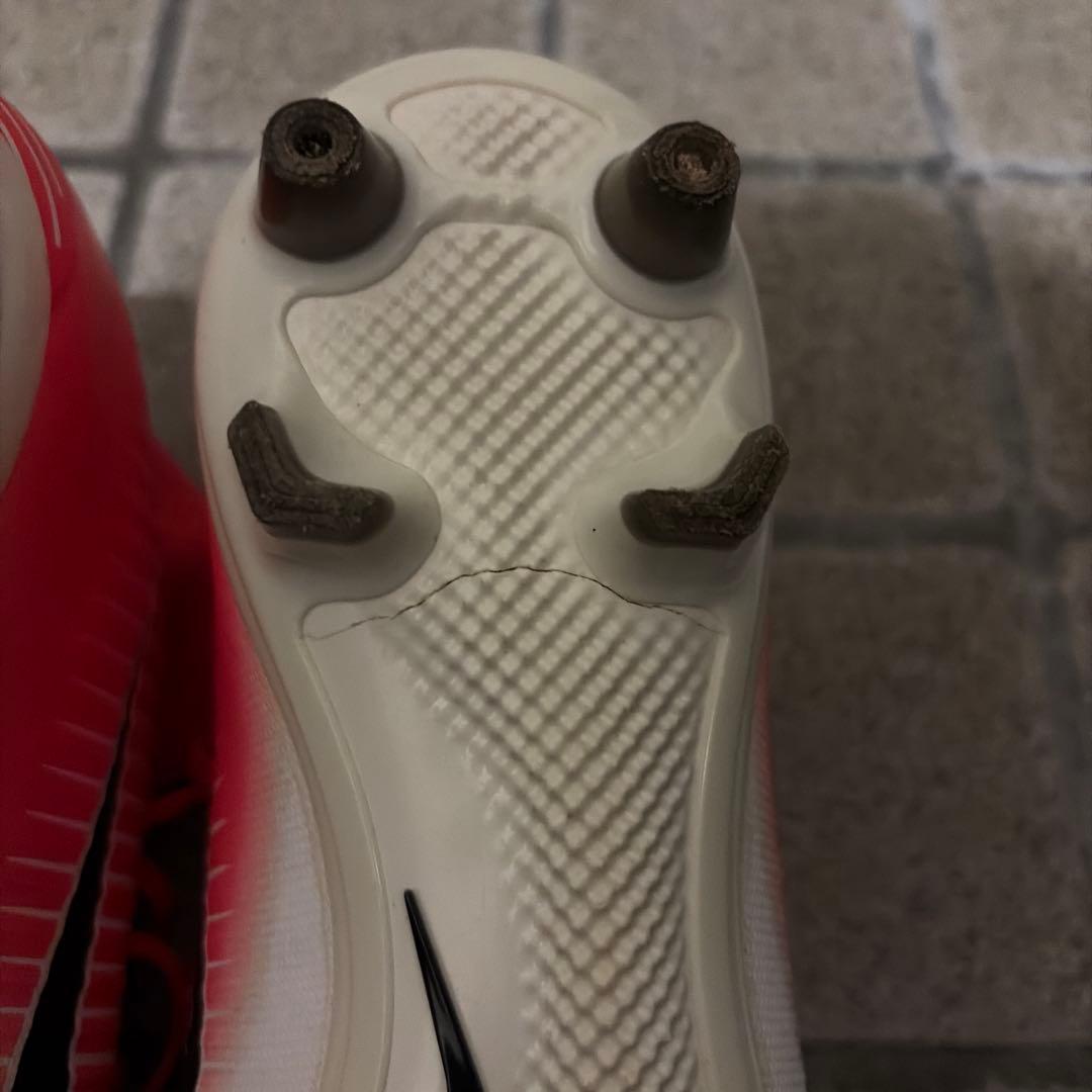 Nike Mercurial ピンクスパイク