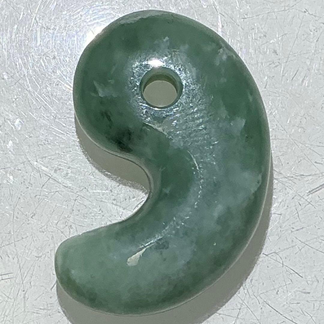 糸魚川翡翠　金山谷　勾玉　（追加入手できました）