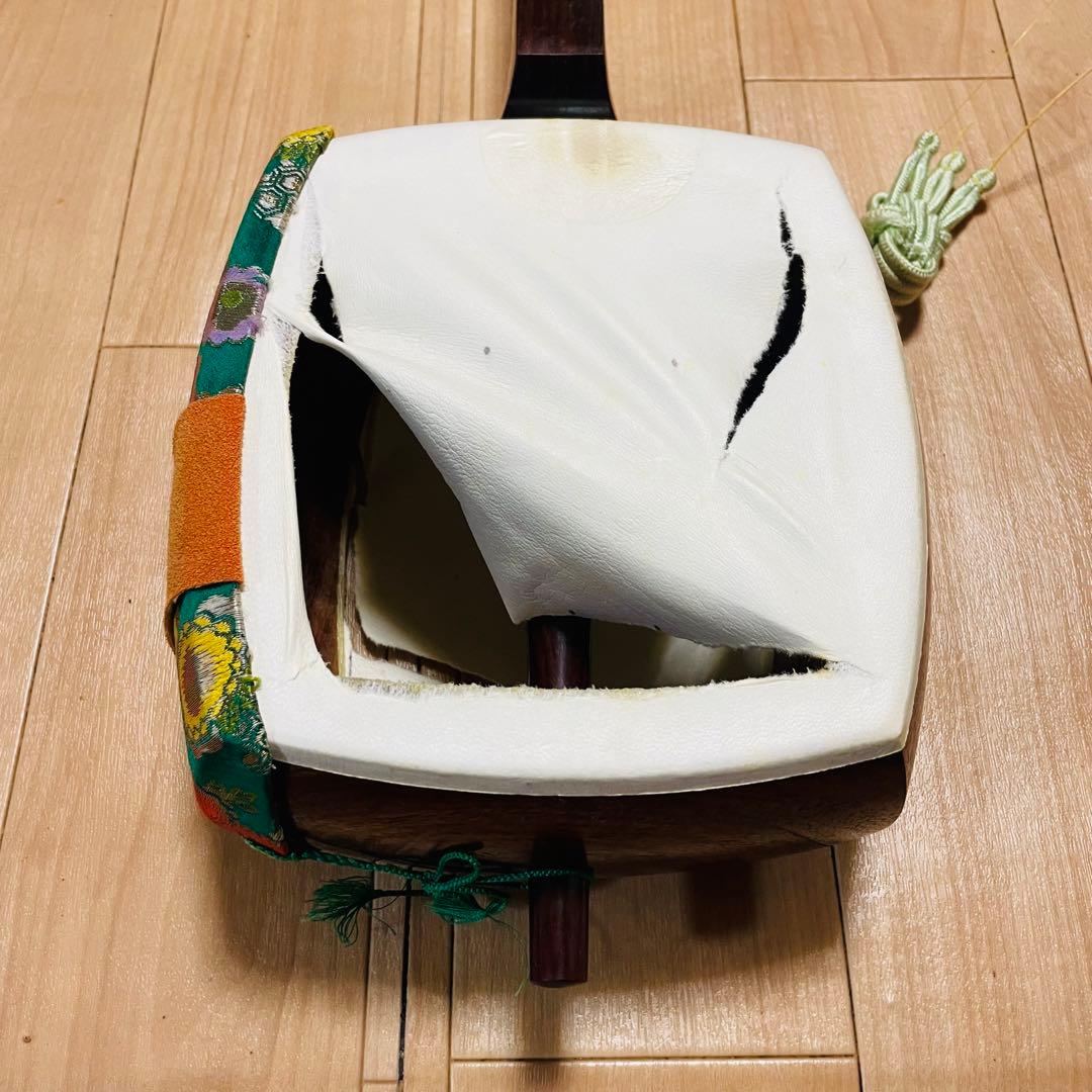 三味線　紫檀　バチ　鼈甲　ハードケース付　現状品