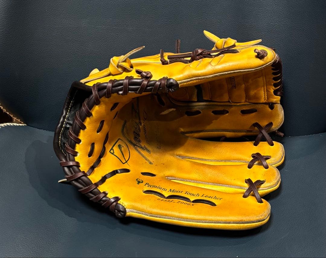 【匿名配送】入手困難ナイキ　硬式オリジナルカスタム　ダルビッシュモデル　投手