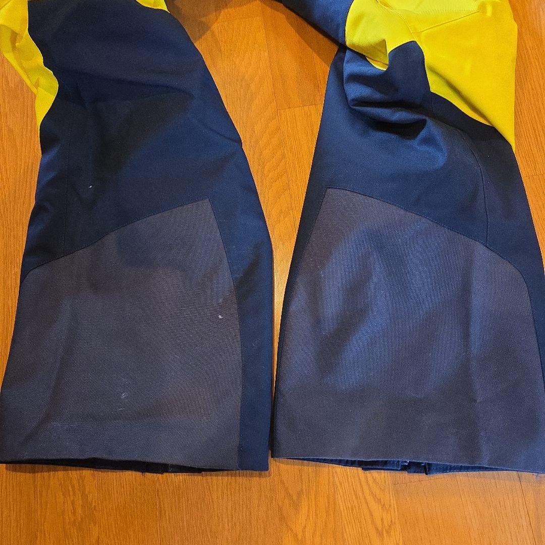 Goldwin スキーウェア