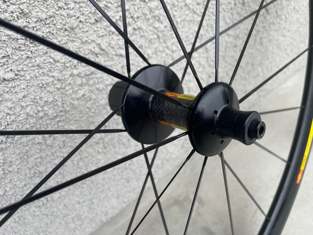 mavic コスミック CARBONE 40 カーボンホイール　マビック