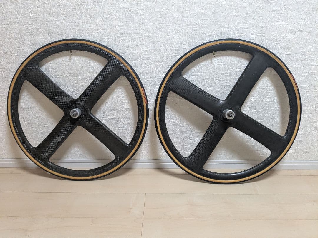 CORIMA カーボン バトンホイール　650c