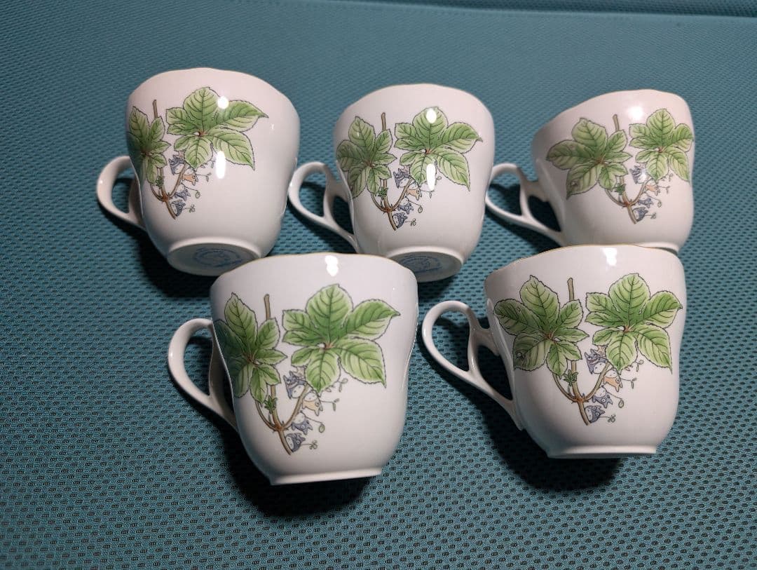 Noritakeとなりのトトロ カップ＆ソーサー＋大皿セット　　箱付き