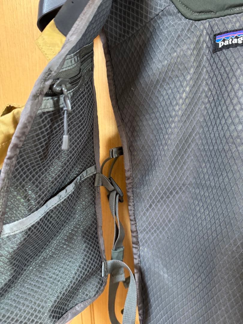 patagonia ハイブリッド・パック・ベスト