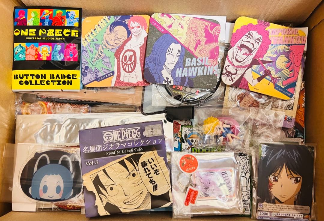 ジャンプ one piece ナルト 家庭教師 アニメキャラグッズ大量まとめ売り