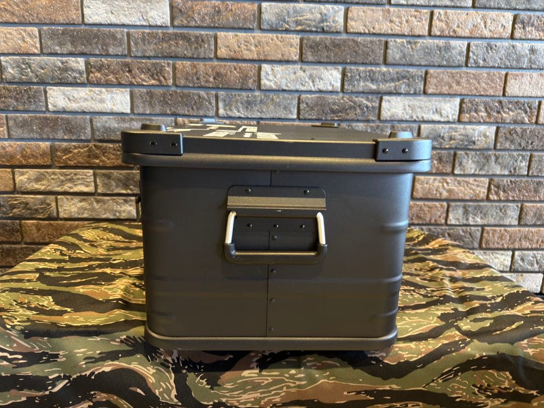 FIELDOOR アルミ コンテナ ボックス 蓋付き 【ブラック】 Mサイズ