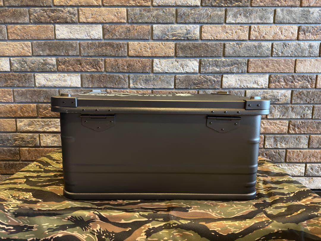 FIELDOOR アルミ コンテナ ボックス 蓋付き 【ブラック】 Mサイズ