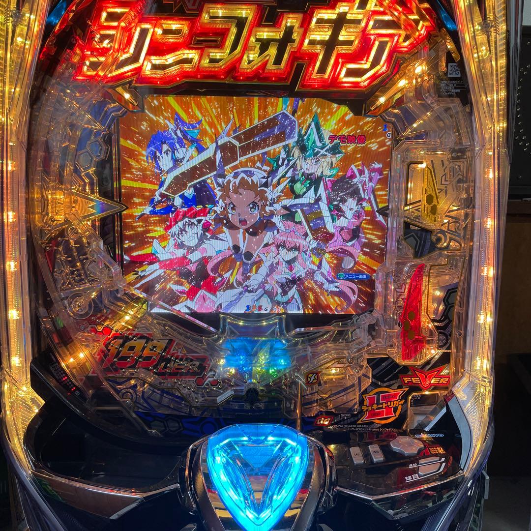 小室圭　台座付き　パチンコ　Pシンフォギア4Z