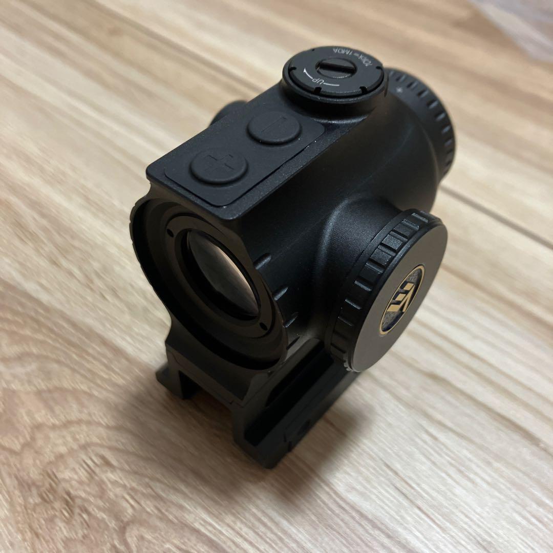 ベクターオプティクス SCPS-M10 Paragon 1x18