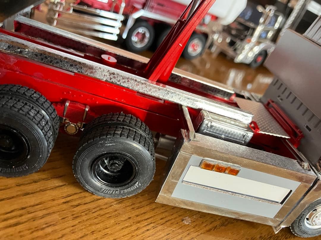 デコトラ・デカ箱ダンプ・プロフィア・1／32・完成品・プラモデル