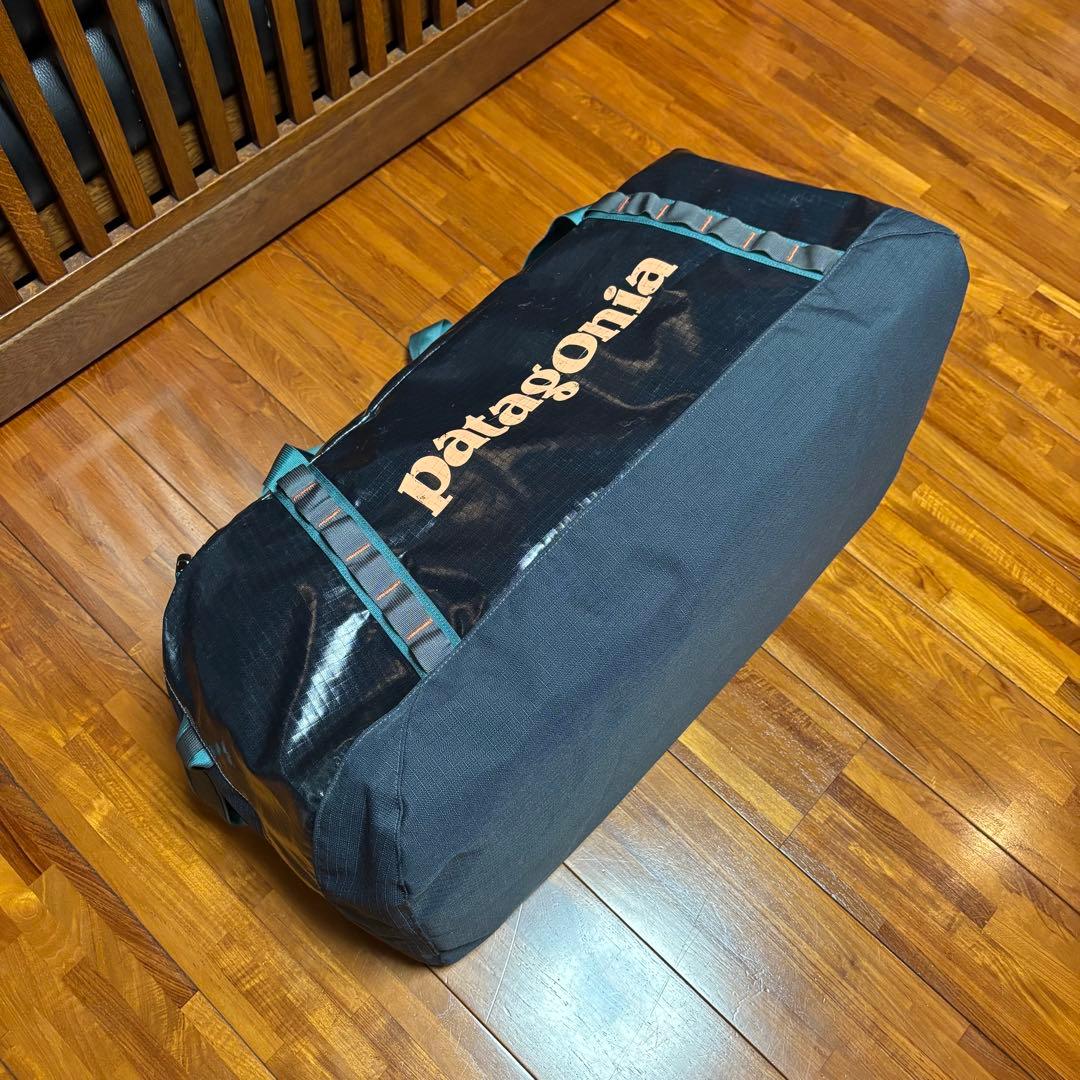 patagonia ブラックホール ダッフル90L ネイビー