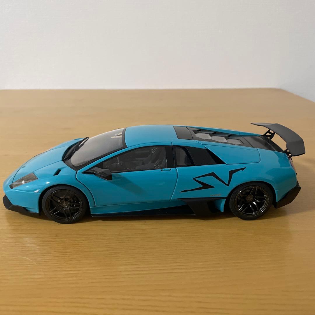 オートアート1/18ランボルギーニ　ムルシエラゴ　LP670-4SV