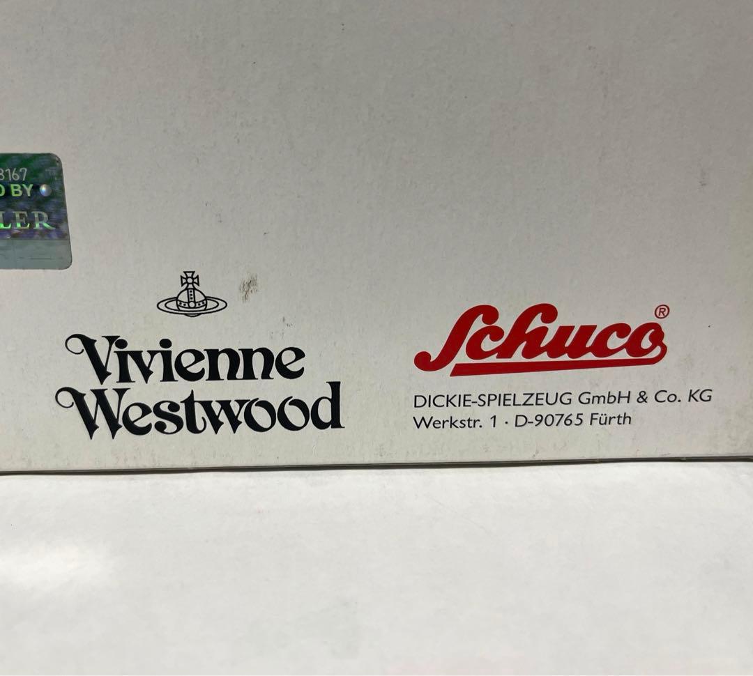 Vivienne Westwood コラボ　Schuco ミニカー　レッド