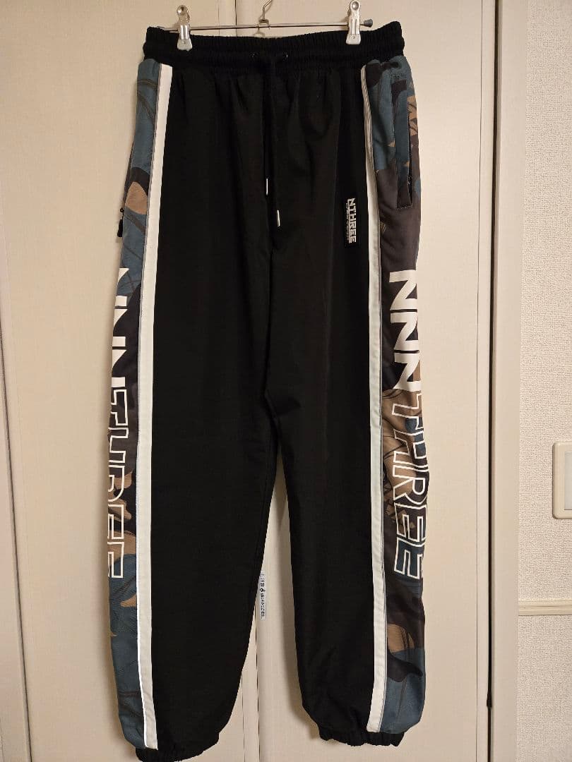 NNNTHREE 迷彩 スノーボード　ウェア　パンツ