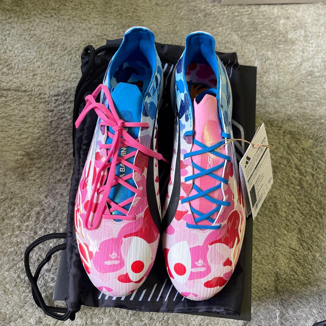 BAPE×アディダスF50 サッカースパイク26.5ピンク/ブルー