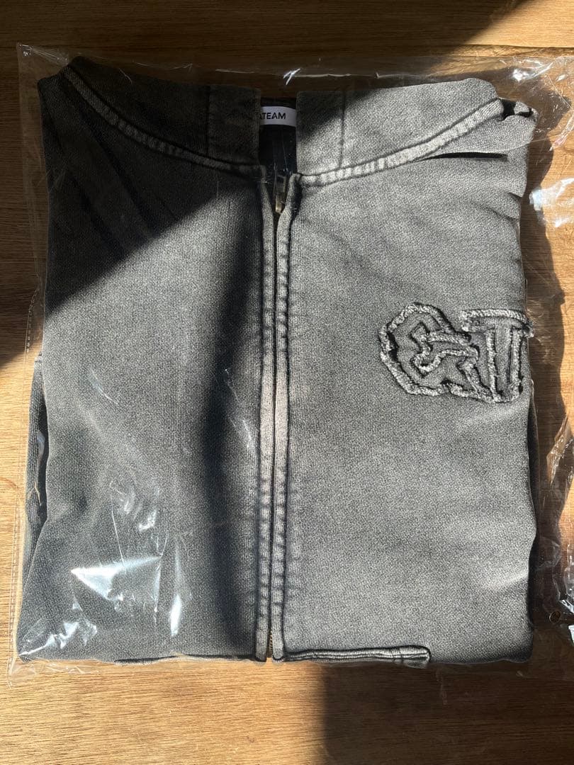 &TEAM 新品 ジップアップフーディ パーカー