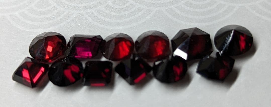 ガーネット 12石 19.4ct 1.5–1.7ct 天然石 ルース