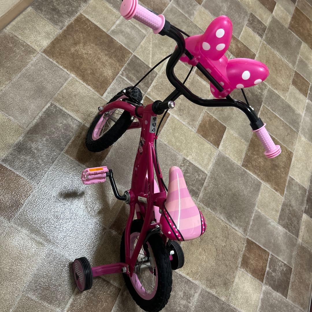 ミニーちゃん　幼児用ピンク自転車 水玉模様　日本非売品！