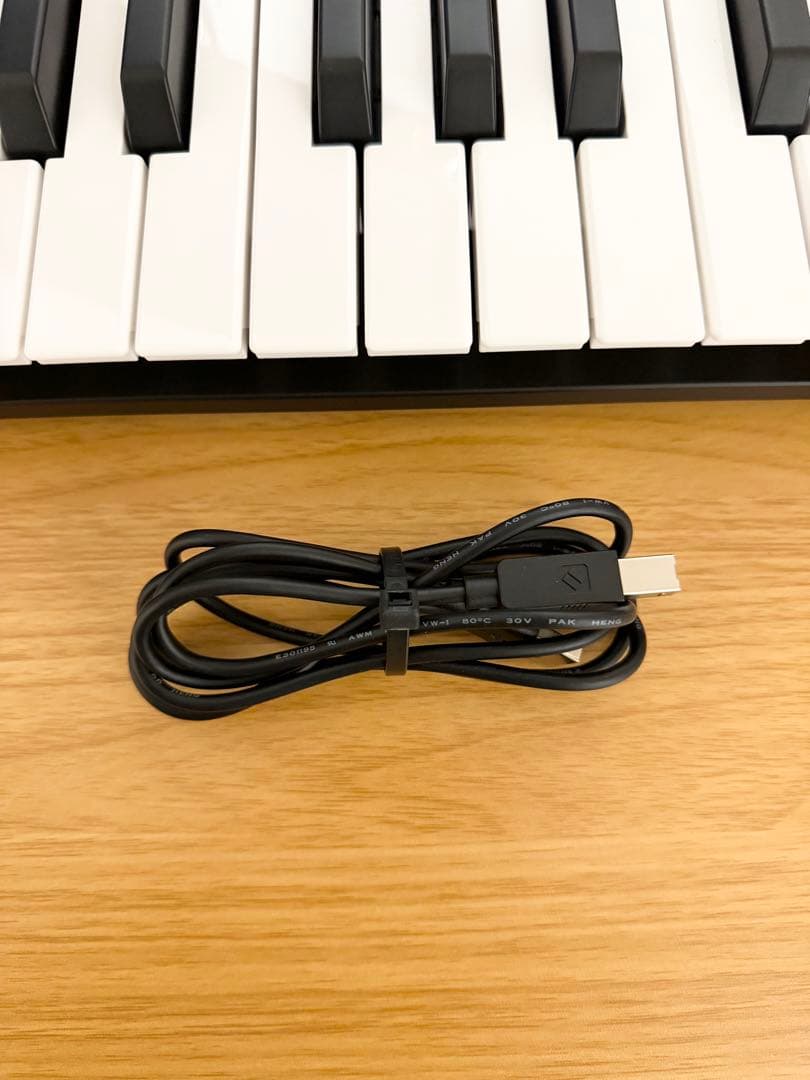 NOVATION LAUNCHKEY37 MIDIキーボード