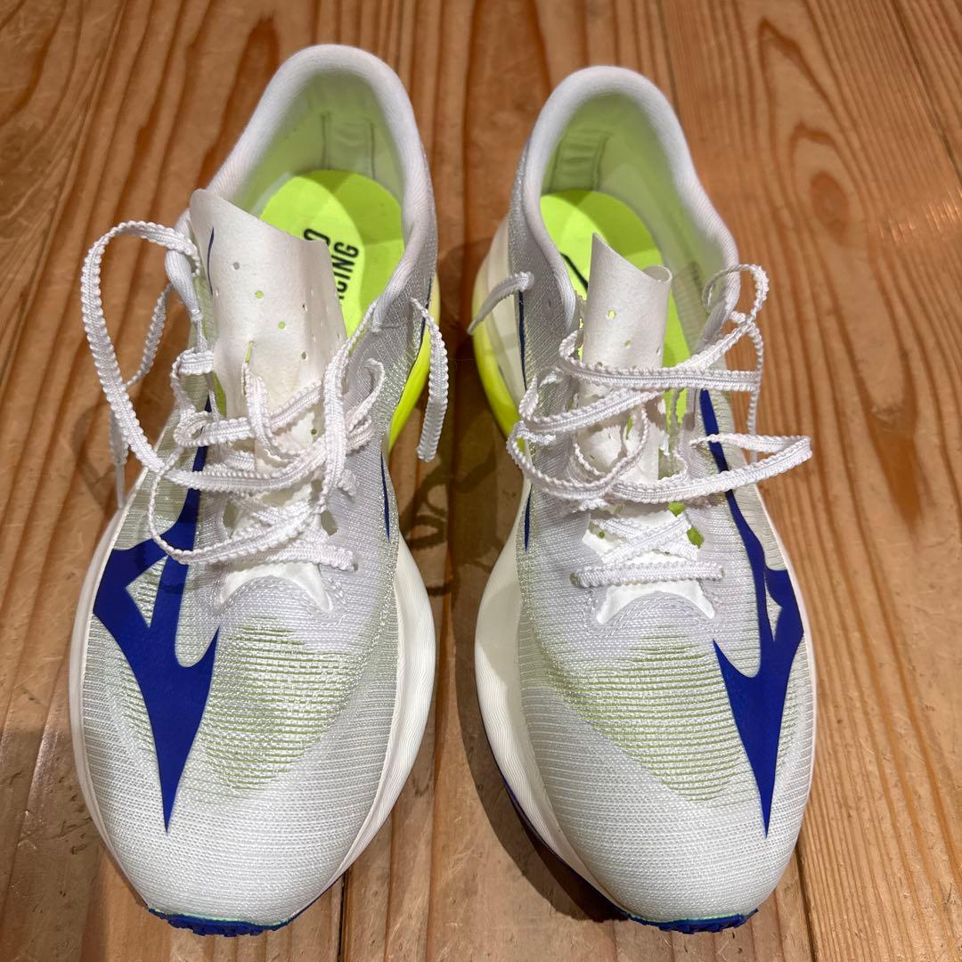 Mizuno HYPERWARP PRO 27.5ランニングシューズ