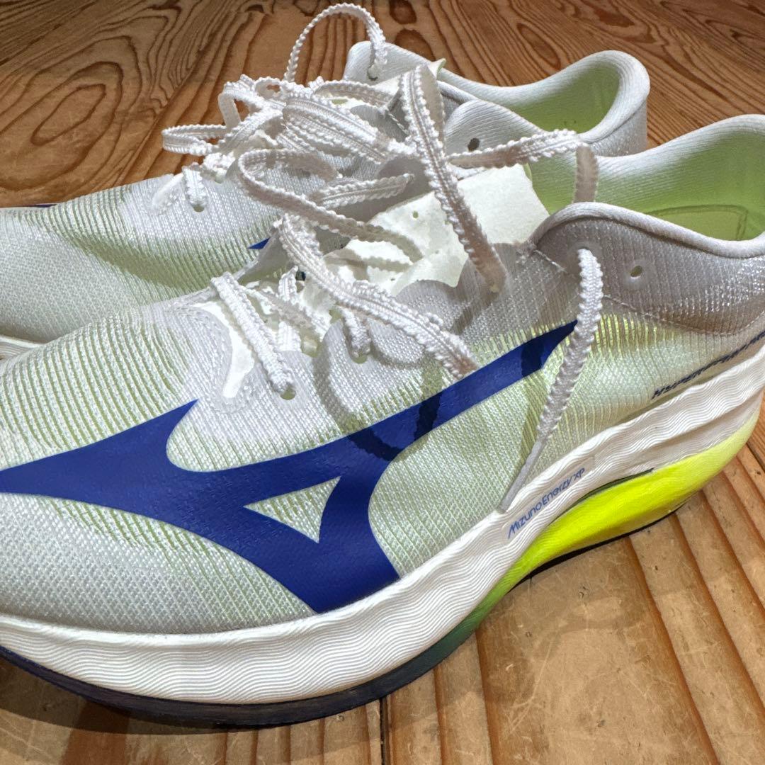 Mizuno HYPERWARP PRO 27.5ランニングシューズ